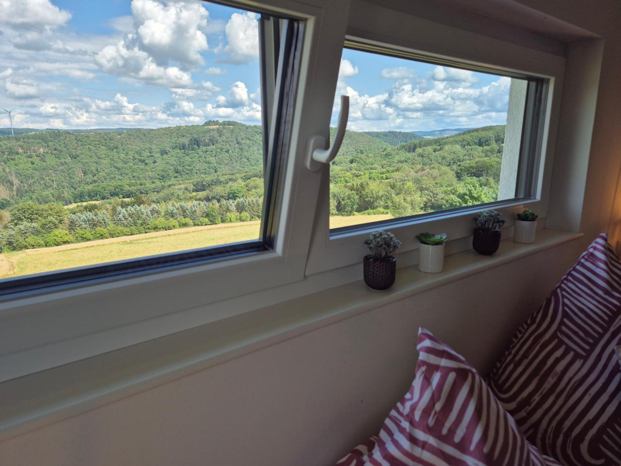 Serenity Vista Retreat Bnb Bescheid Екстериор снимка