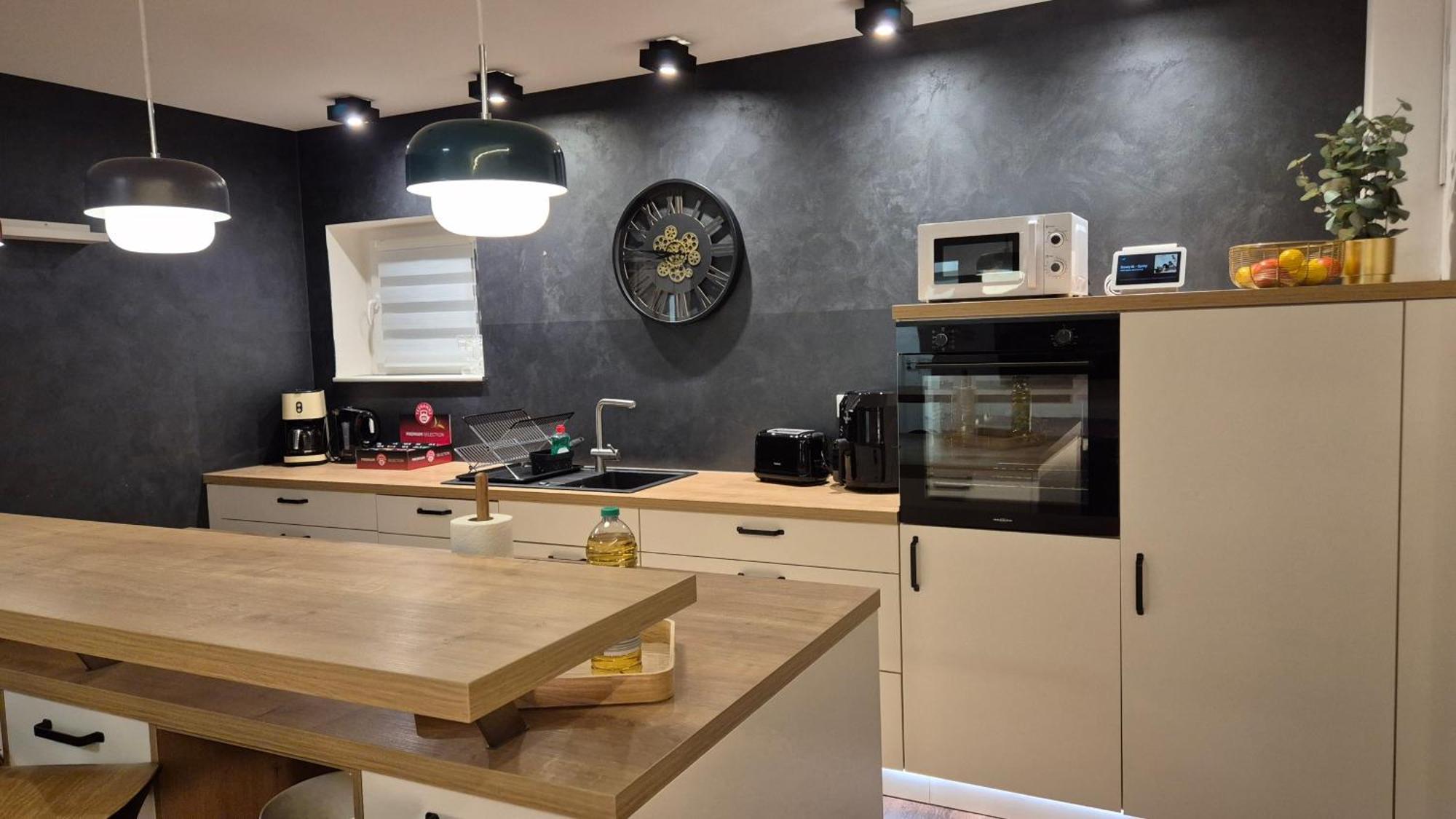 Serenity Vista Retreat Bnb Bescheid Екстериор снимка
