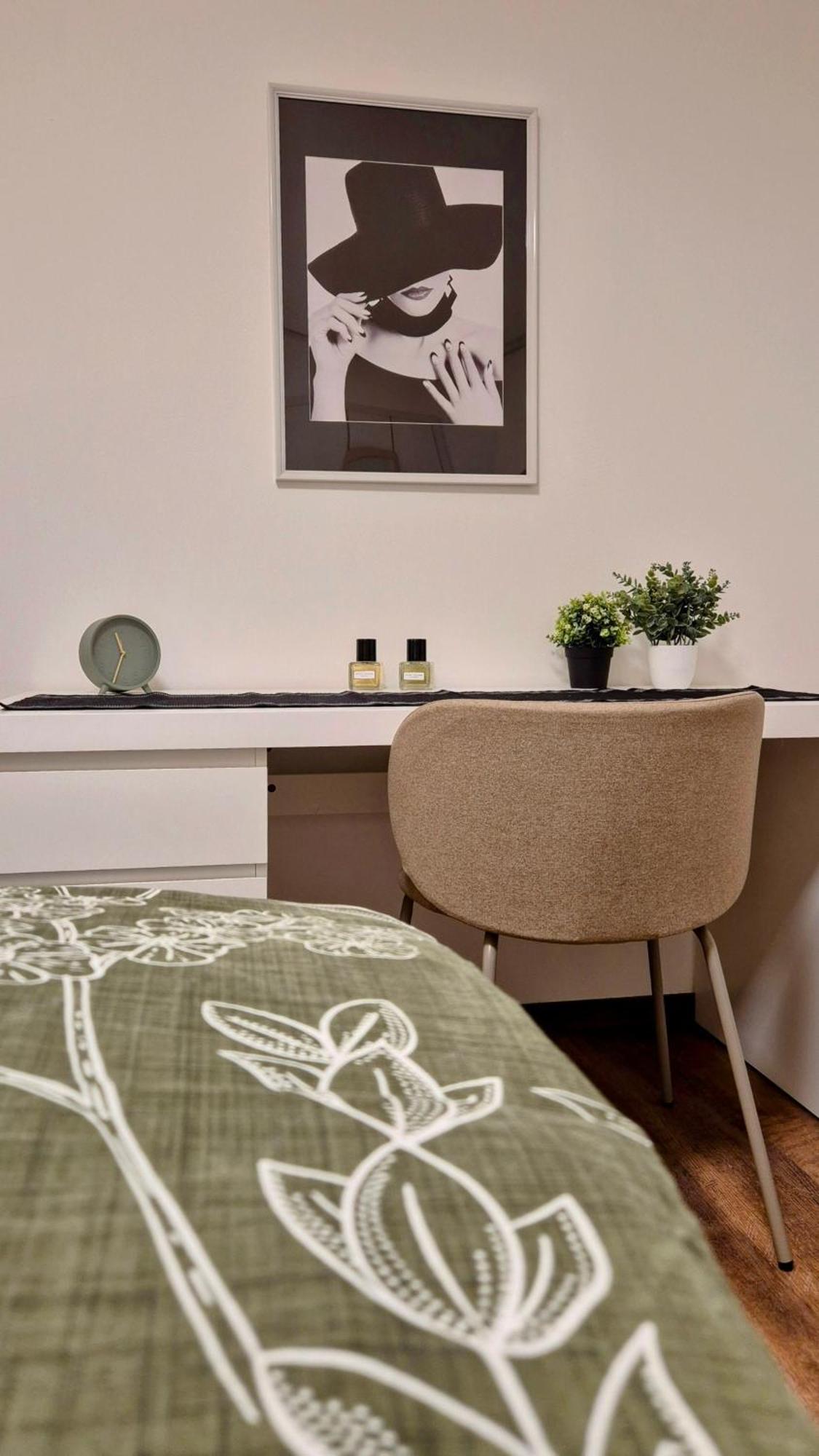 Serenity Vista Retreat Bnb Bescheid Екстериор снимка