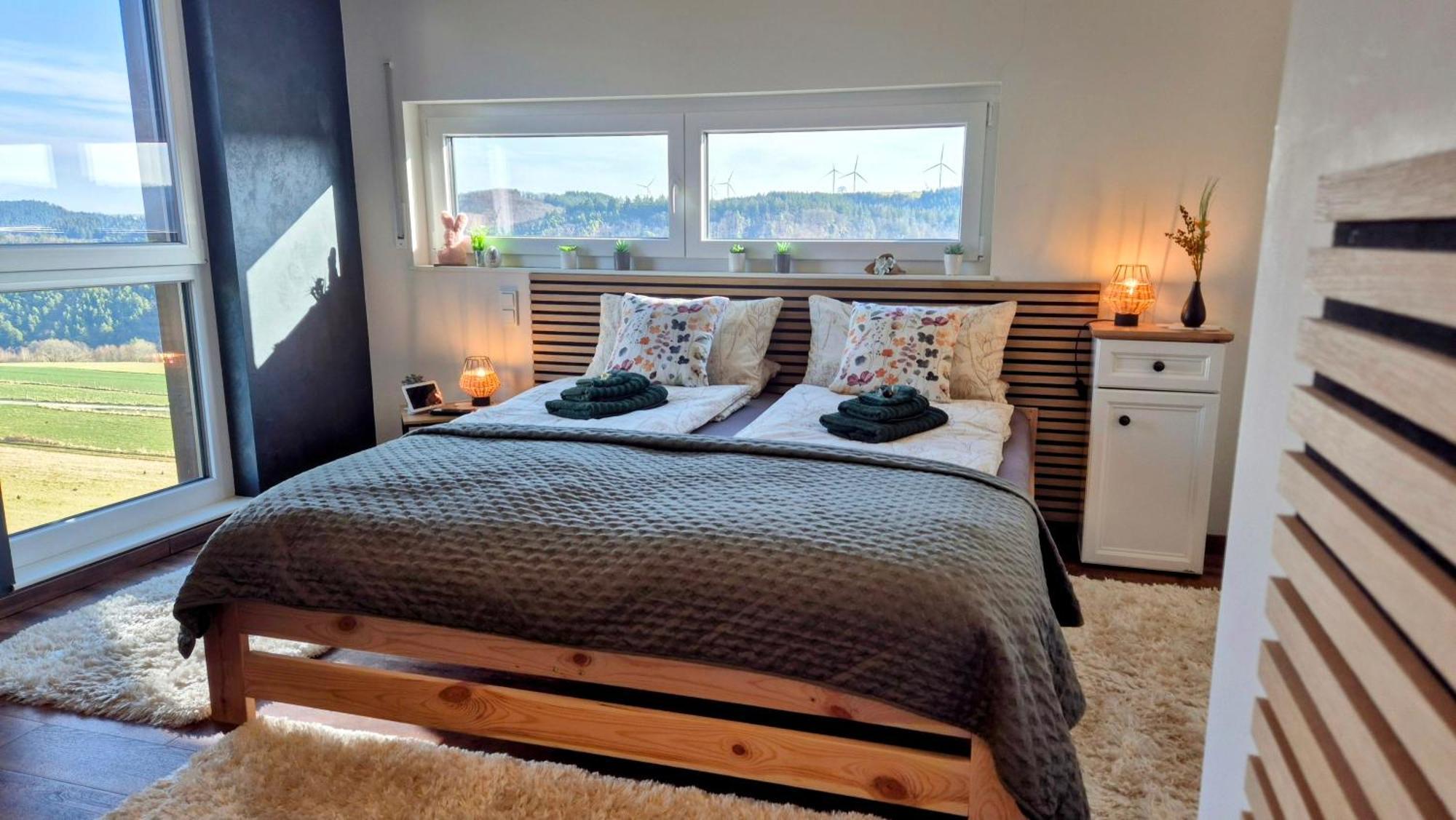 Serenity Vista Retreat Bnb Bescheid Екстериор снимка